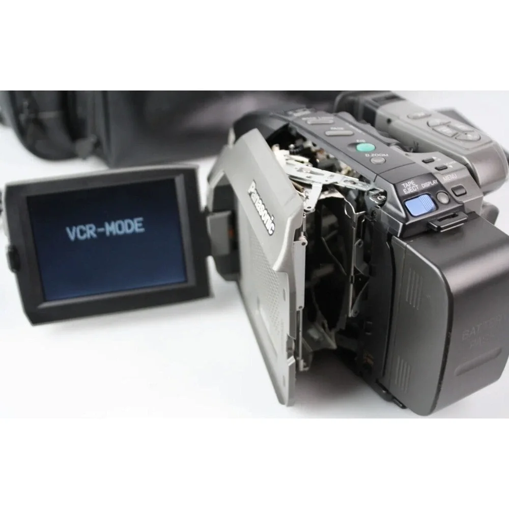 Panasonic PV-L650D Palmsight VHS-C Analog Camera Camcorder Palmcorder TESTED
